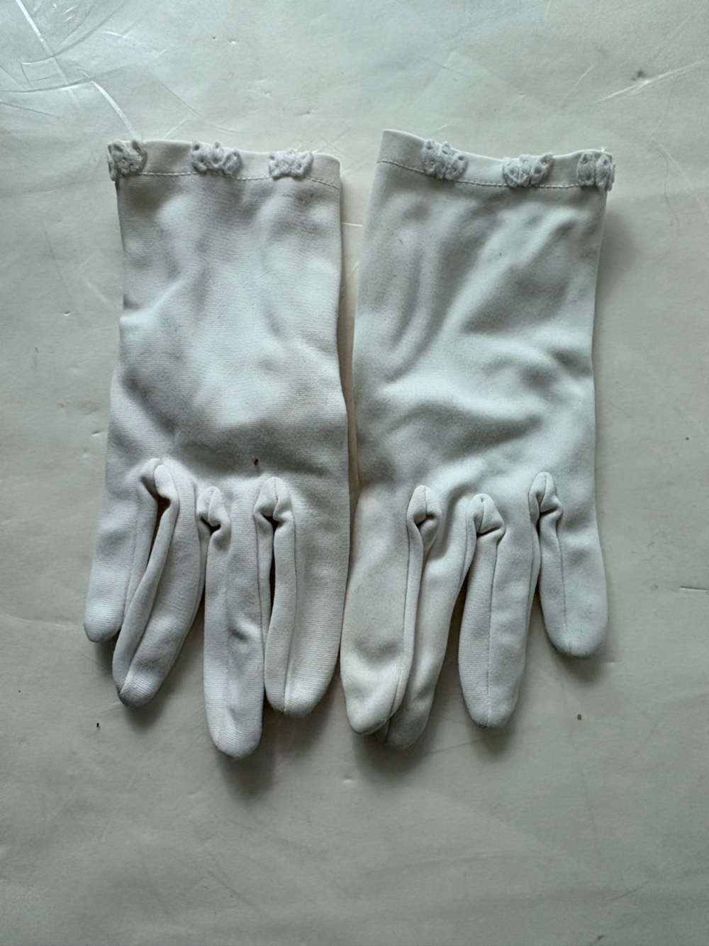 Classic Women's White Gloves